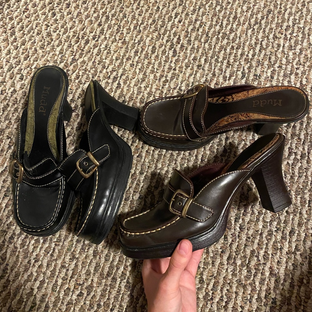 Lot of 2 Vintage Mudd Heels
